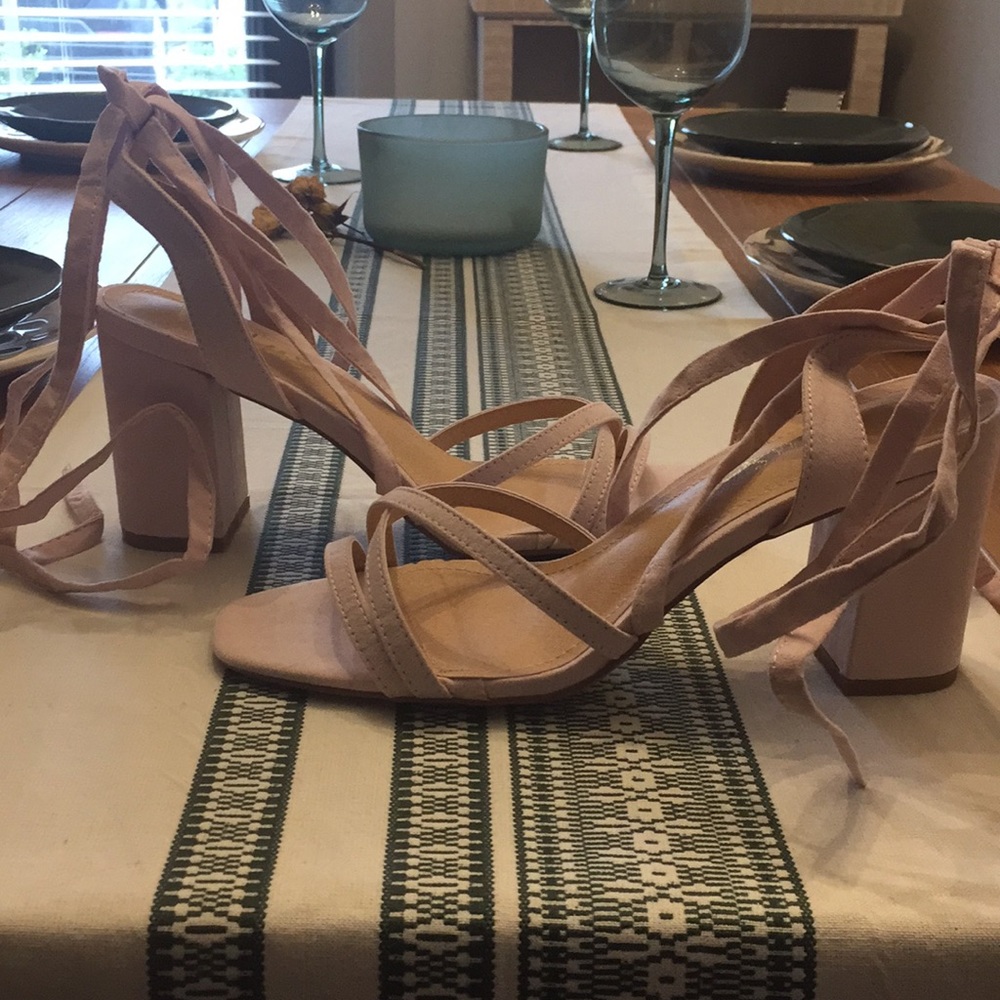 Lace up heals